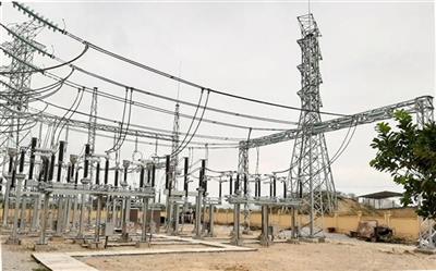 Hoàn thành lắp đặt ngăn lộ 110 kV tại TBA 220 kV Nghi Sơn cấp điện cho Nhà máy Luyện Kim 1